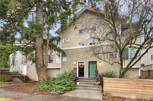 8521 Midvale Ave N, Seattle, WA 98103 - Photo 2