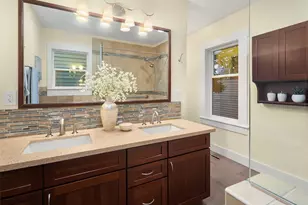 814 NW 75th St, Seattle, WA 98117 - Photo 22