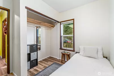 12051 Hiram Place NE, Seattle, WA 98125 - Photo 20