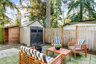 12051 Hiram Pl NE, Seattle, WA 98125 - Photo 26