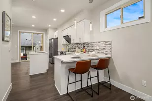 5020 148th St SW, Edmonds, WA 98026 - Photo 2