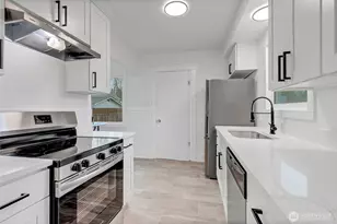 3002 S Proctor St, Tacoma, WA 98409 - Photo 6