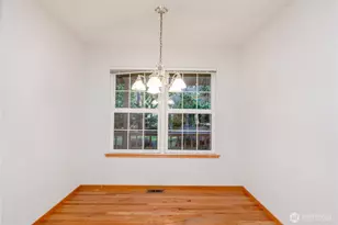 425 Baycliff Dr, Port Townsend, WA 98368 - Photo 10