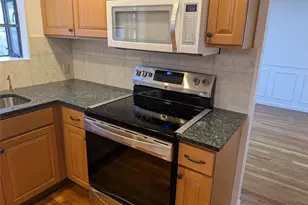 16507 NE 27th Pl, Bellevue, WA 98008 - Photo 10