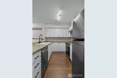 33020 10th Avenue SW #B202, Federal Way, WA 98023 - Photo 32