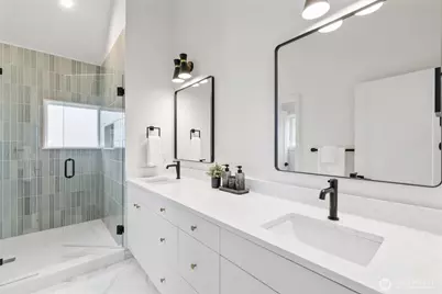 3436 33rd Avenue W, Seattle, WA 98199 - Photo 18