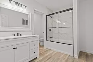 1008 N Steele St, Tacoma, WA 98406 - Photo 16