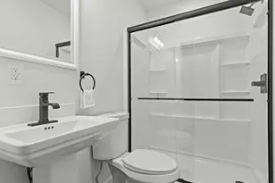 1008 N Steele St, Tacoma, WA 98406 - Photo 10