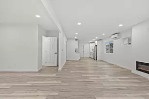 1008 N Steele St, Tacoma, WA 98406 - Photo 2