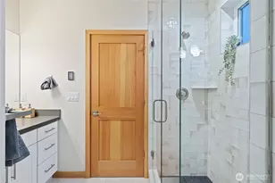 2844 22nd Ave W, Seattle, WA 98199 - Photo 18