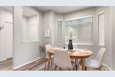 18010 NE 94th Street #2, Redmond, WA 98052 - Photo 6