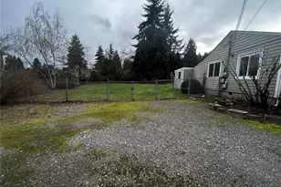 4622 59th St E, Tacoma, WA 98443 - Photo 16