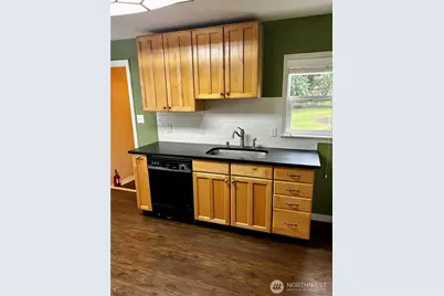 4622 59th Street E, Tacoma, WA 98443 - Photo 6