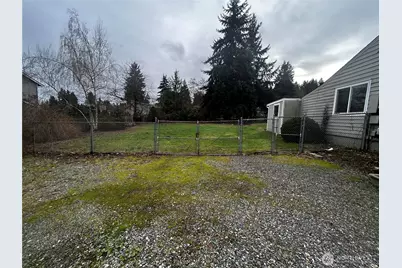 4622 59th Street E, Tacoma, WA 98443 - Photo 14