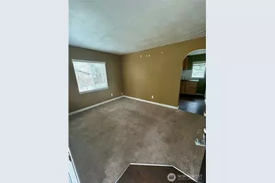 4622 59th Street E, Tacoma, WA 98443 - Photo 2