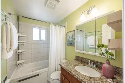 10020 18th Avenue SW, Seattle, WA 98146 - Photo 12