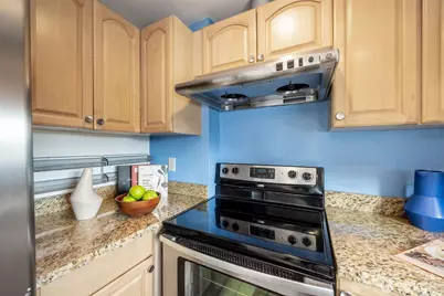 10020 18th Avenue SW, Seattle, WA 98146 - Photo 8