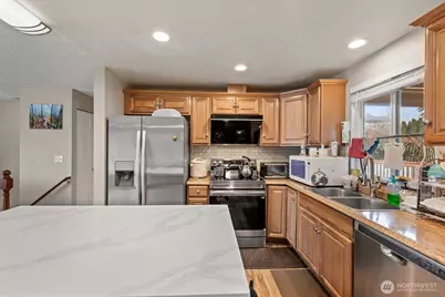 11214 SE 232nd Street, Kent, WA 98031 - Photo 10