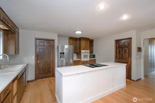 2016 W 4th St, Port Angeles, WA 98363 - Photo 20