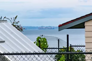 2016 W 4th St, Port Angeles, WA 98363 - Photo 8