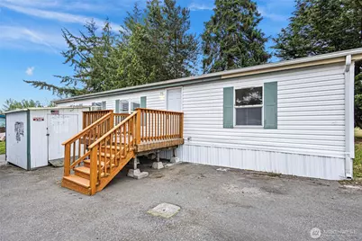 1320 N Oak Harbor Street #1, Oak Harbor, WA 98277 - Photo 2