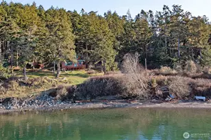 24 Starboard Rd, Lopez Island, WA 98261 - Photo 2