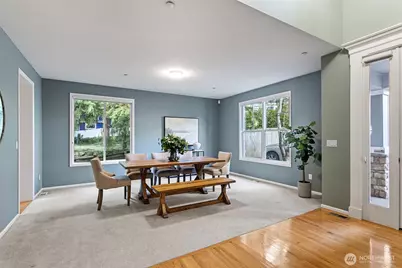 11320 SE 60th Street, Bellevue, WA 98006 - Photo 18