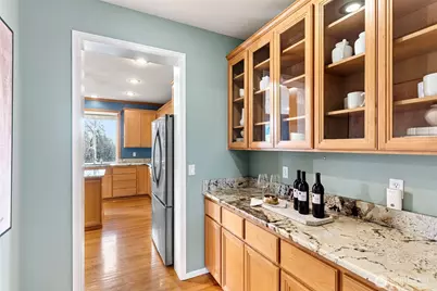 11320 SE 60th Street, Bellevue, WA 98006 - Photo 16