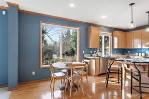 11320 SE 60th St, Bellevue, WA 98006 - Photo 6