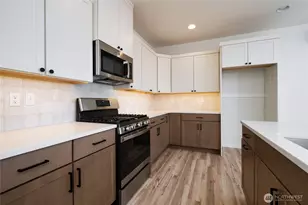 619 Legacy Wy, Sedro-Woolley, WA 98284 - Photo 34