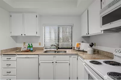 412 10th Street #B202, Kirkland, WA 98033 - Photo 10