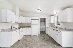 319 W 4th Ave, Pe Ell, WA 98572 - Photo 12