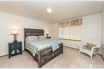 410 E Front Street, Port Angeles, WA 98362 - Photo 20