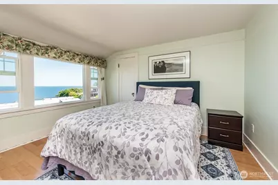 410 E Front Street, Port Angeles, WA 98362 - Photo 24