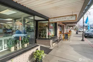 131 E Woodin Ave, Chelan, WA 98816 - Photo 1