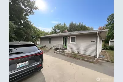 305 SE Jackson Street, Pullman, WA 99163 - Photo 1