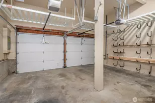 1400 Bellevue Way SE, Bellevue, WA 98004 - Photo 28