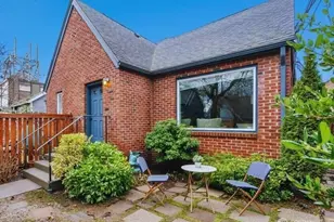 713 26th Ave, Seattle, WA 98122 - Photo 2