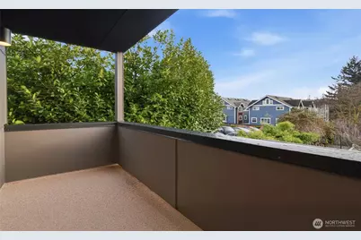 3646 Greenwood Avenue N #A, Seattle, WA 98103 - Photo 18