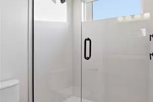 3646 Greenwood Ave N, Seattle, WA 98103 - Photo 26