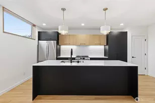 3646 Greenwood Ave N, Seattle, WA 98103 - Photo 10