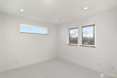 3646 Greenwood Avenue N #A, Seattle, WA 98103 - Photo 24