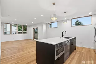 3646 Greenwood Ave N, Seattle, WA 98103 - Photo 14