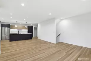 3646 Greenwood Ave N, Seattle, WA 98103 - Photo 10