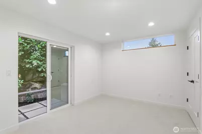 3646 Greenwood Avenue N #A, Seattle, WA 98103 - Photo 28