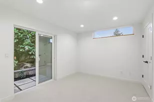 3646 Greenwood Ave N, Seattle, WA 98103 - Photo 28