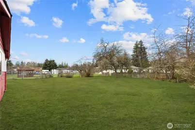 1015 141st Street S, Tacoma, WA 98444 - Photo 36