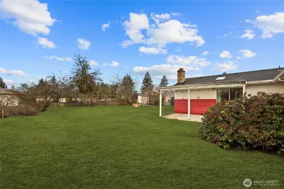 1015 141st Street S, Tacoma, WA 98444 - Photo 32