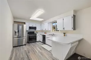 1015 141st St S, Tacoma, WA 98444 - Photo 12