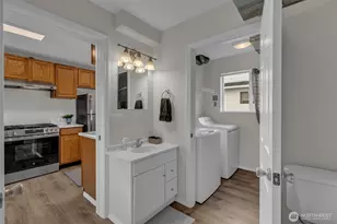 9480 Olson Pl SW, Seattle, WA 98106 - Photo 20